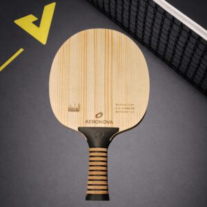 Tischtennis Holz Ansicht mit Fichte Frontal